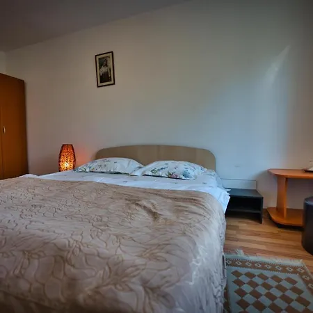 Victoria Râmnicu Vâlcea